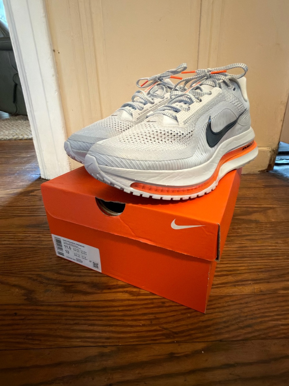 Nike Pegasus Premium - Size 11.5M